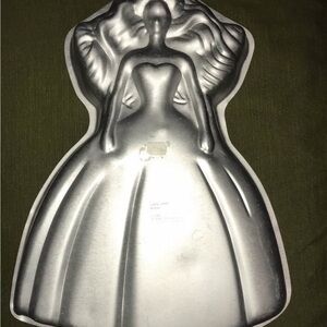 Wilton Barbie Cake Pan